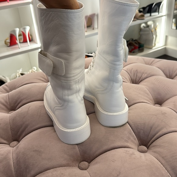 Chanel boots - Picture 3 of 3